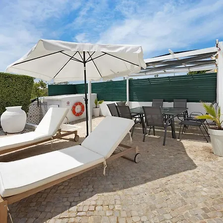 Casa Da Loky לאגוּ‏ש