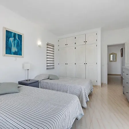 Casa Da Loky לאגוּ‏ש